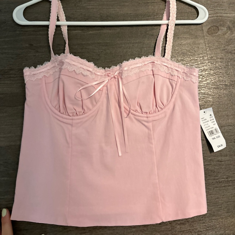 Coquette bow going-out tank top